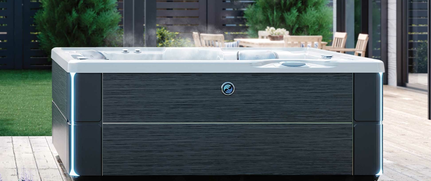 Highlife Whirlpool auf Holzterrasse